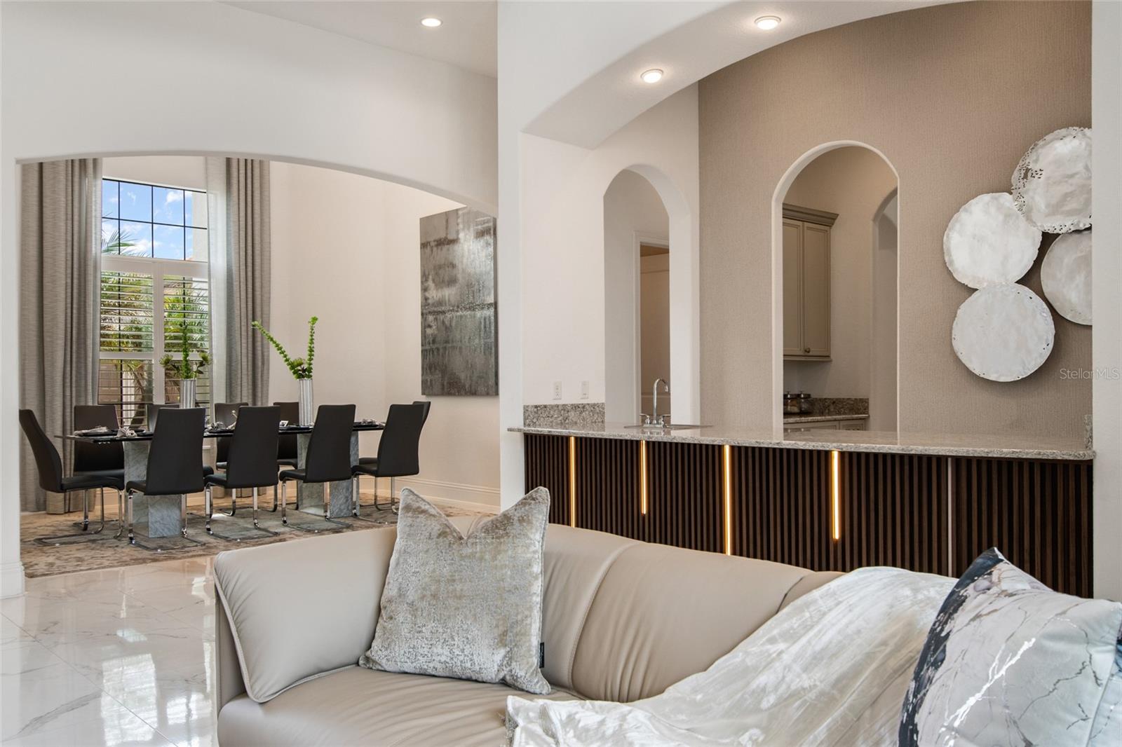 Image 9 of 91 For 4077 Isabella Circle