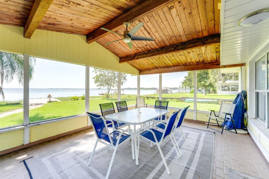 Image 4 of 58 For 900 Harbor Terrace