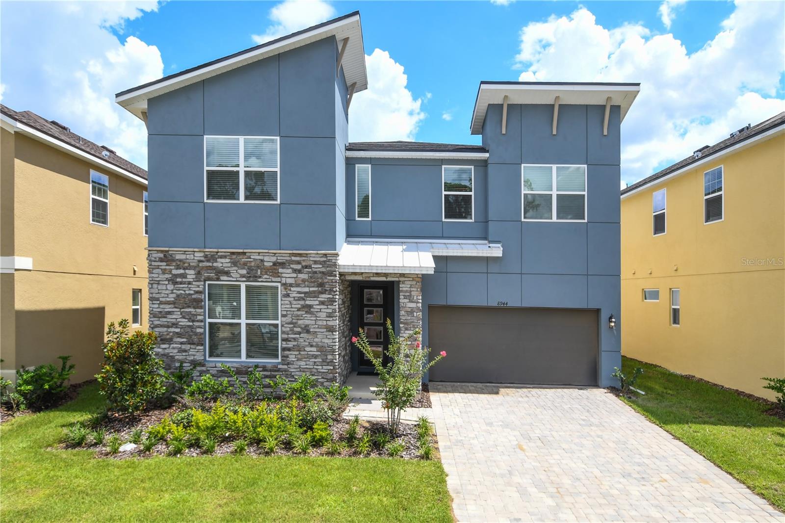 Details for 8944 Coconut Breeze Drive, KISSIMMEE, FL 34747