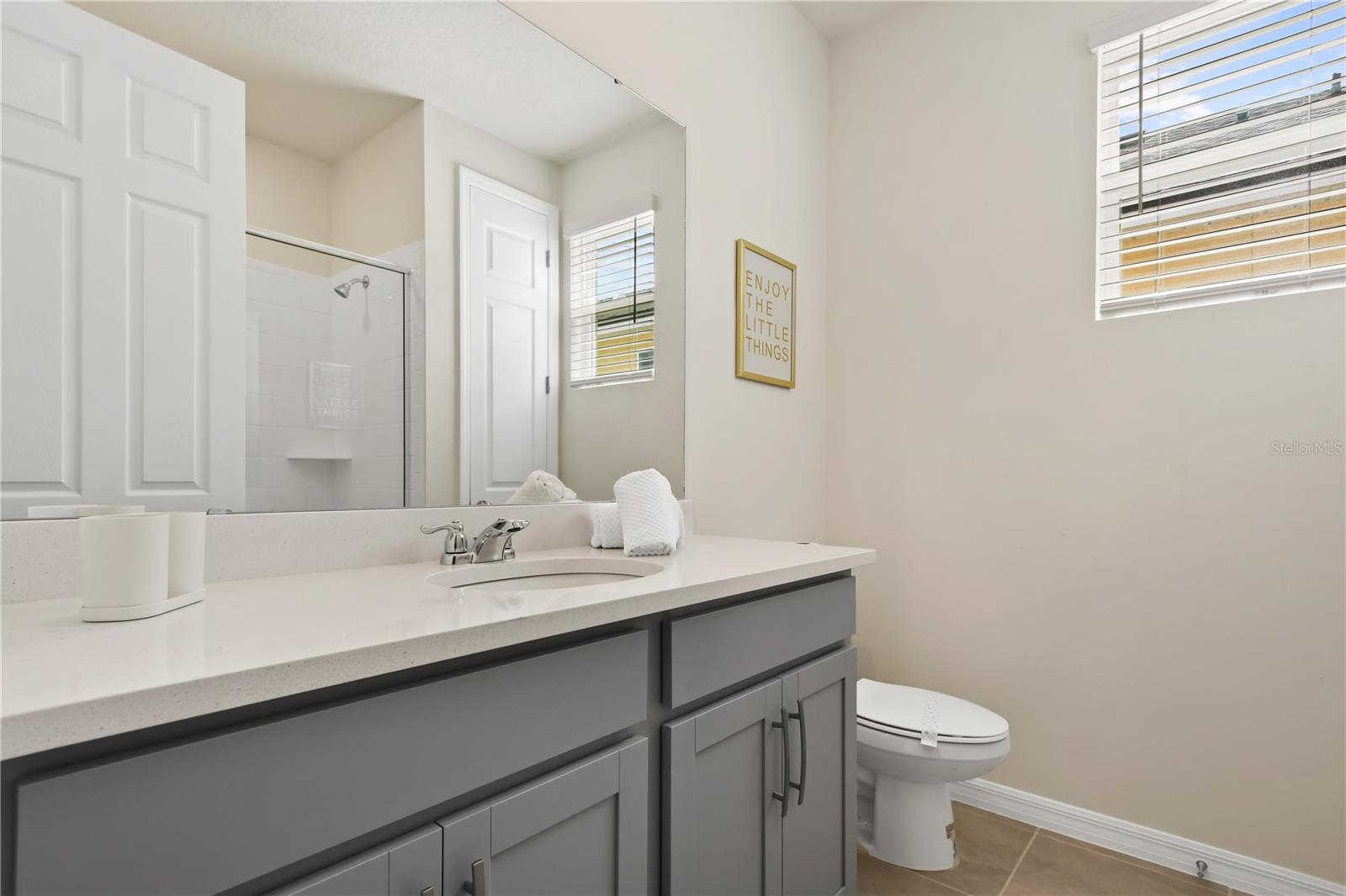 Image 19 of 34 For 8944 Coconut Breeze Drive