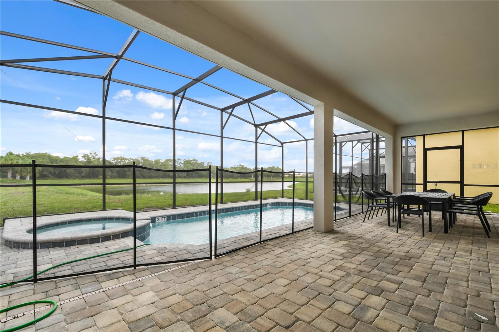 Image 33 of 34 For 8944 Coconut Breeze Drive