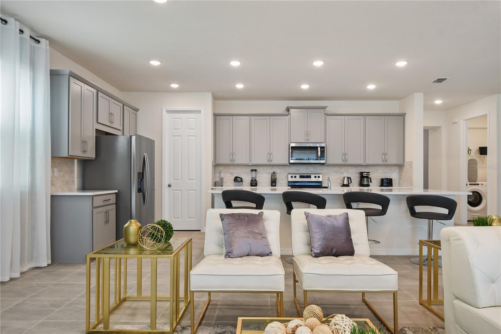 Image 5 of 34 For 8944 Coconut Breeze Drive