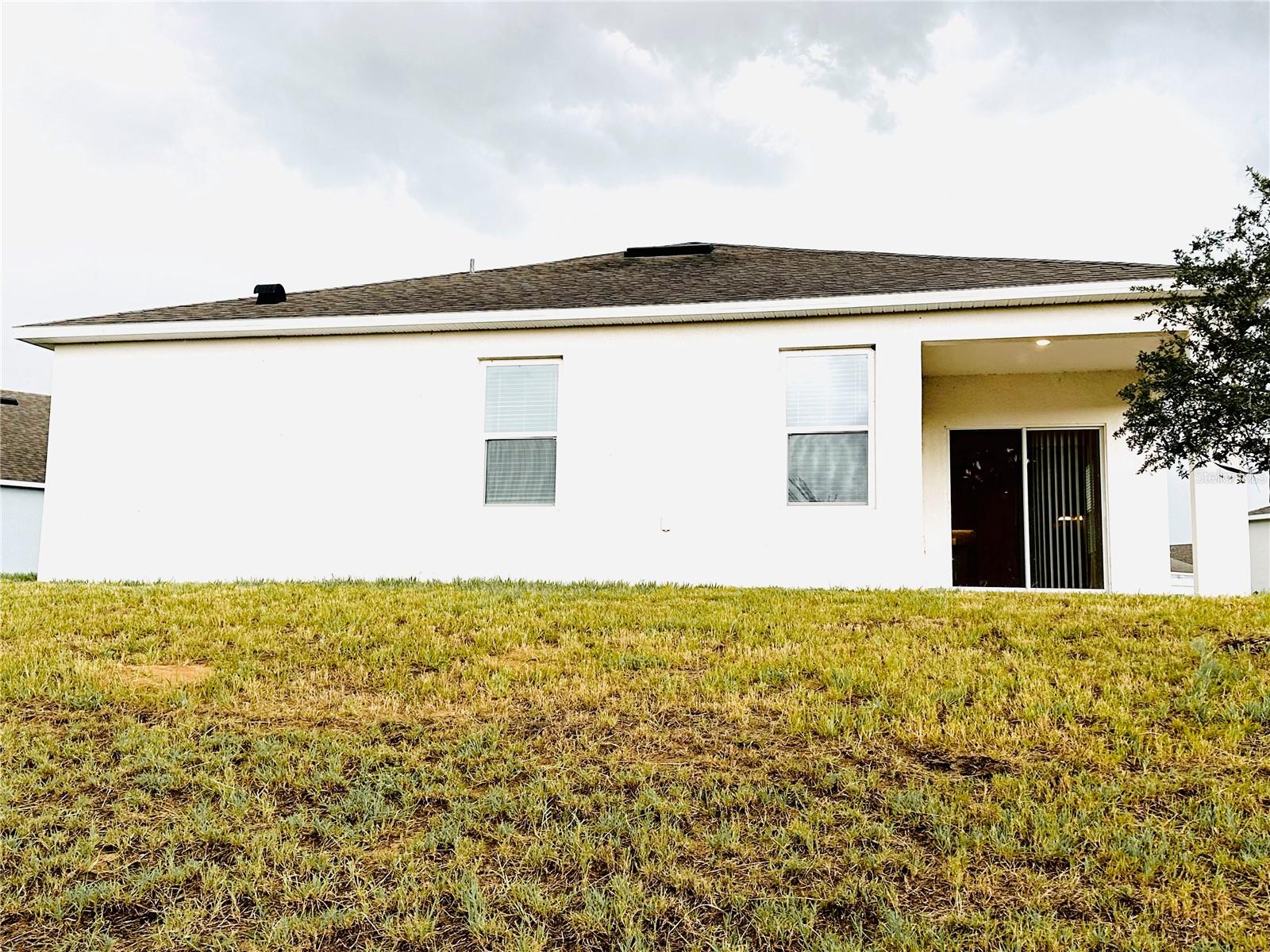 Image 9 of 9 For 829 Ambleside Dr