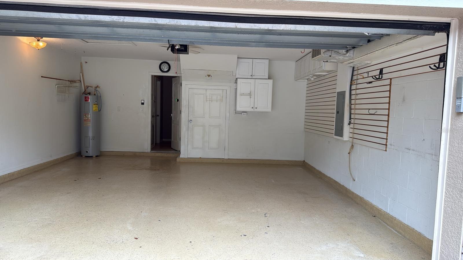 Image 27 of 27 For 1049 Priory Circle 8