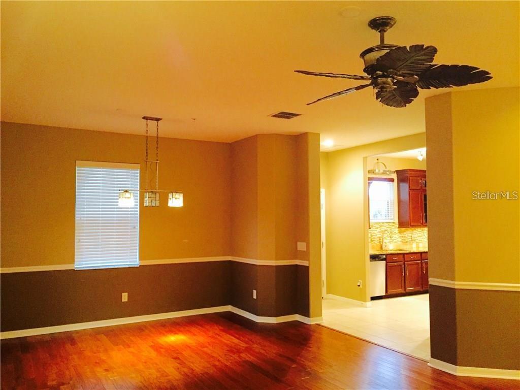 Image 4 of 27 For 1049 Priory Circle 8