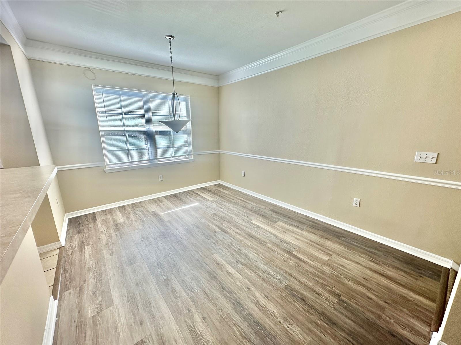 Image 11 of 27 For 6682 Time Square Avenue 103