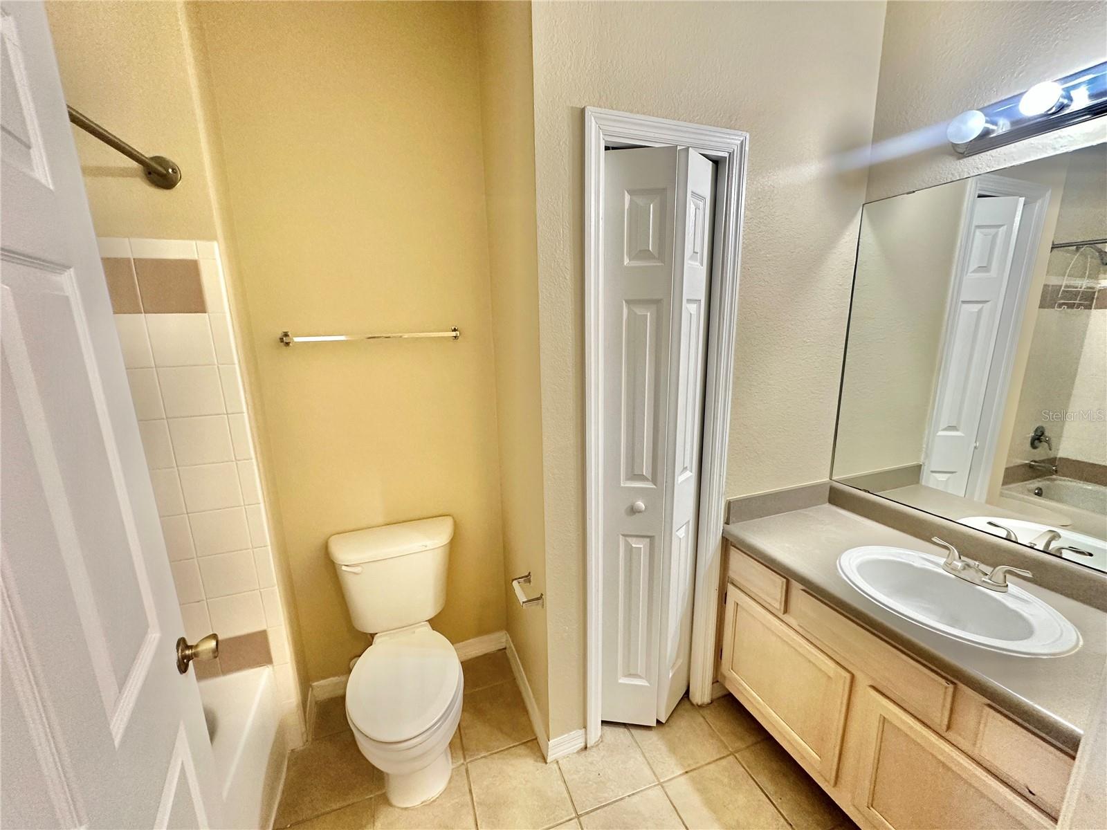 Image 19 of 27 For 6682 Time Square Avenue 103