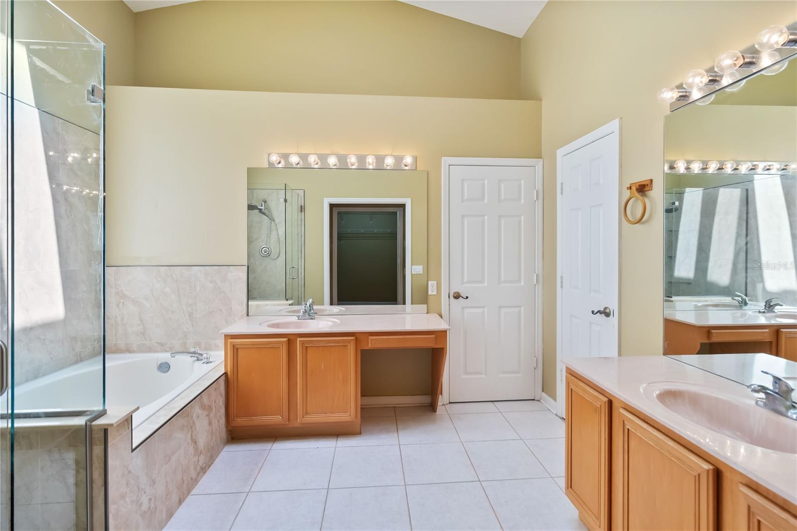 Image 18 of 29 For 6429 Winder Oaks Boulevard