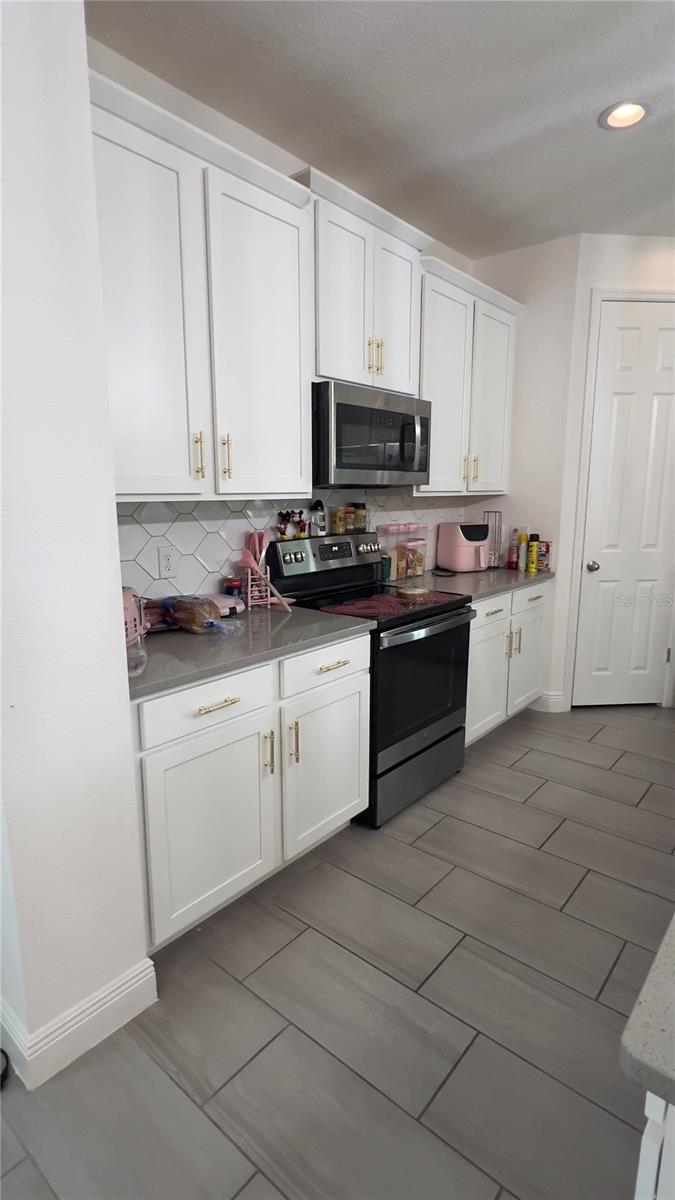 Image 8 of 44 For 5058 Down Court