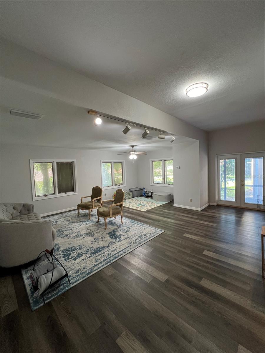 Image 15 of 21 For 1159 Winged Foot Circle