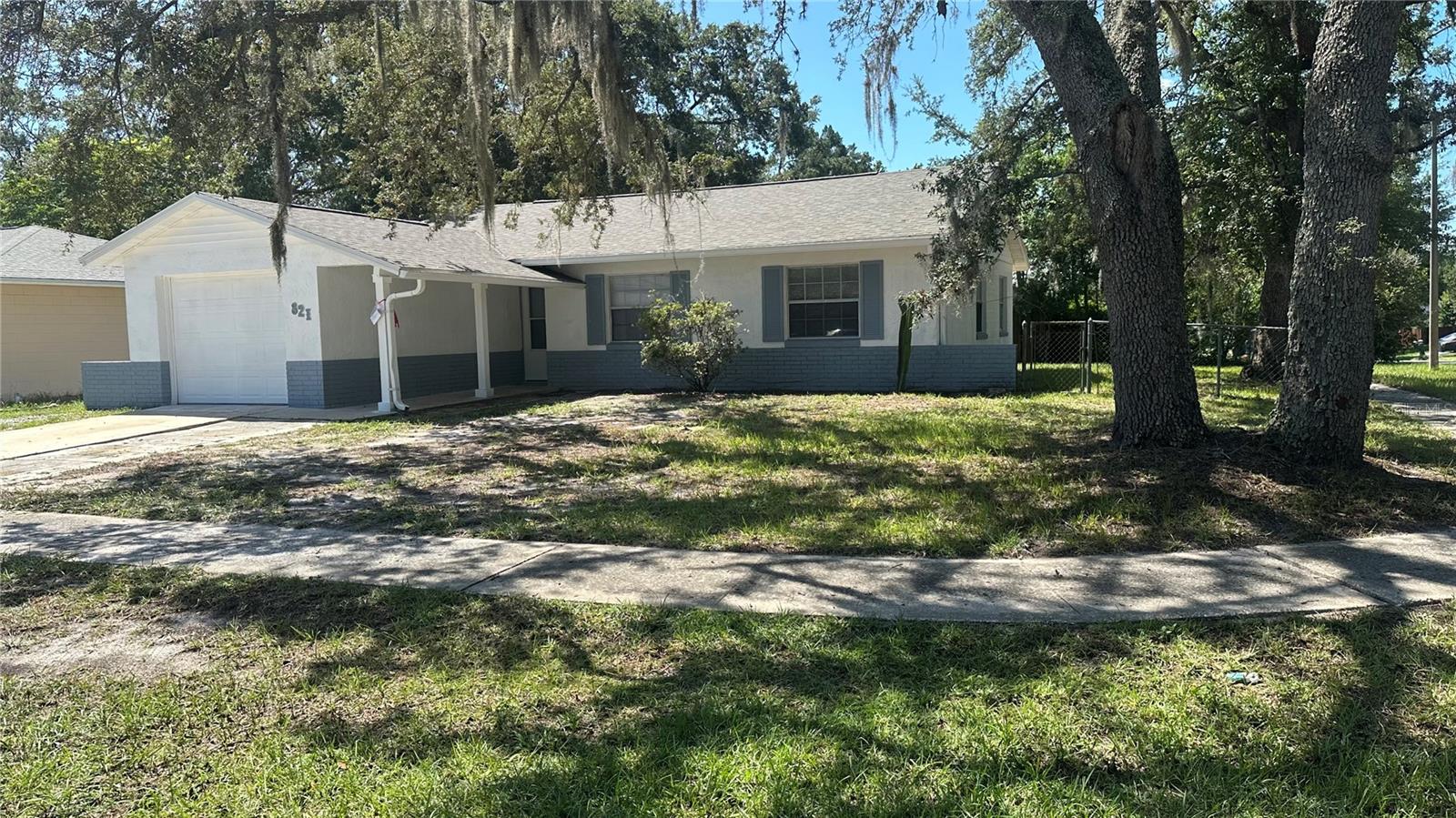 Image 2 of 11 For 821 Turtle Mound Drive