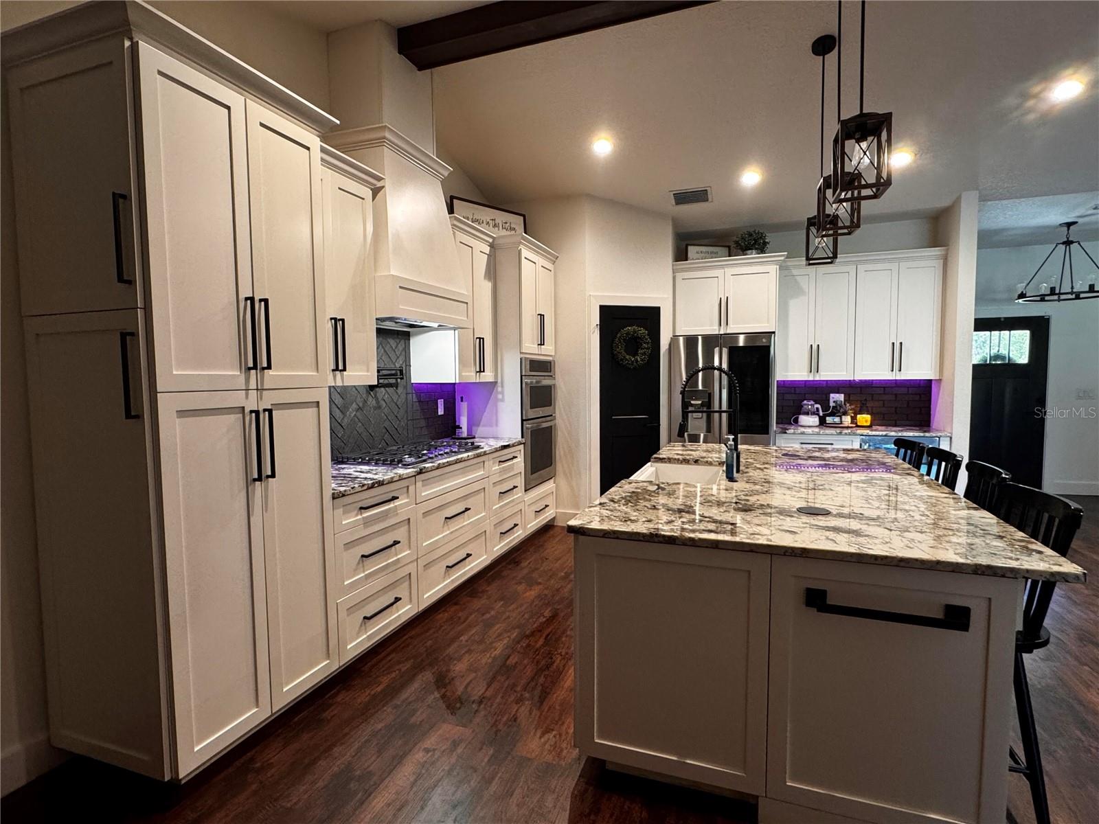 Image 33 of 62 For 44524 Cross Country Boulevard