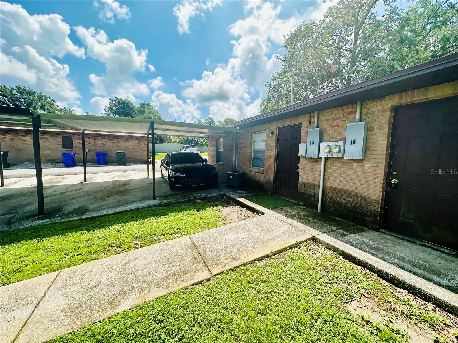 Image 9 of 11 For 101 Lake Hunter Drive 15