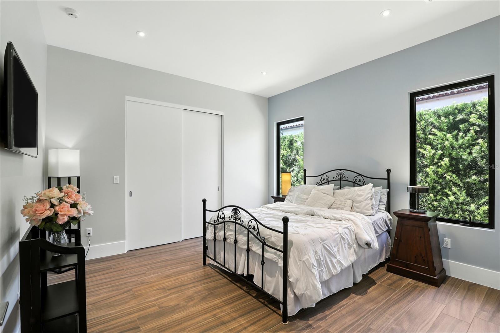 Image 23 of 46 For 1074 Mckean Circle