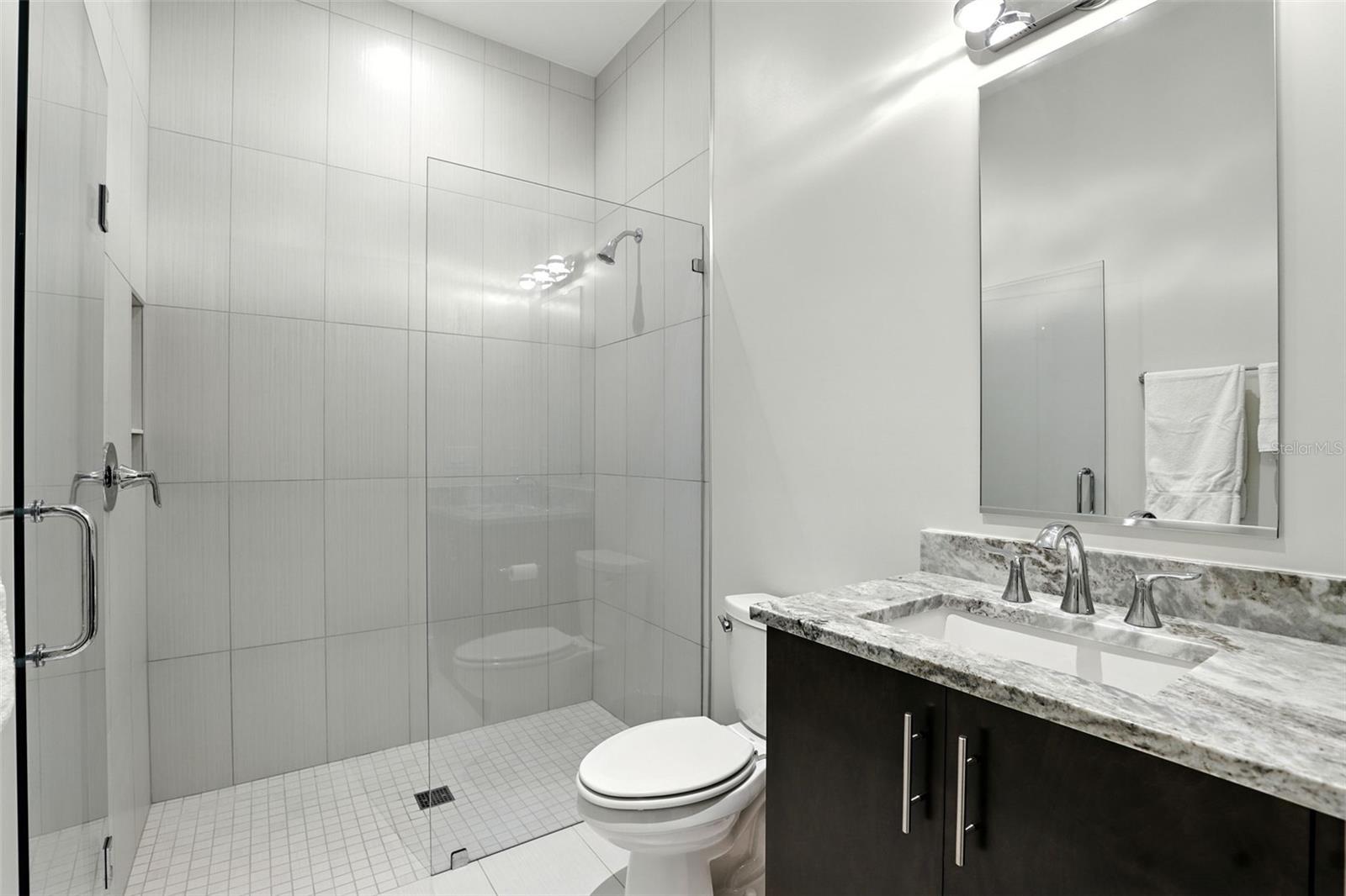 Image 26 of 46 For 1074 Mckean Circle