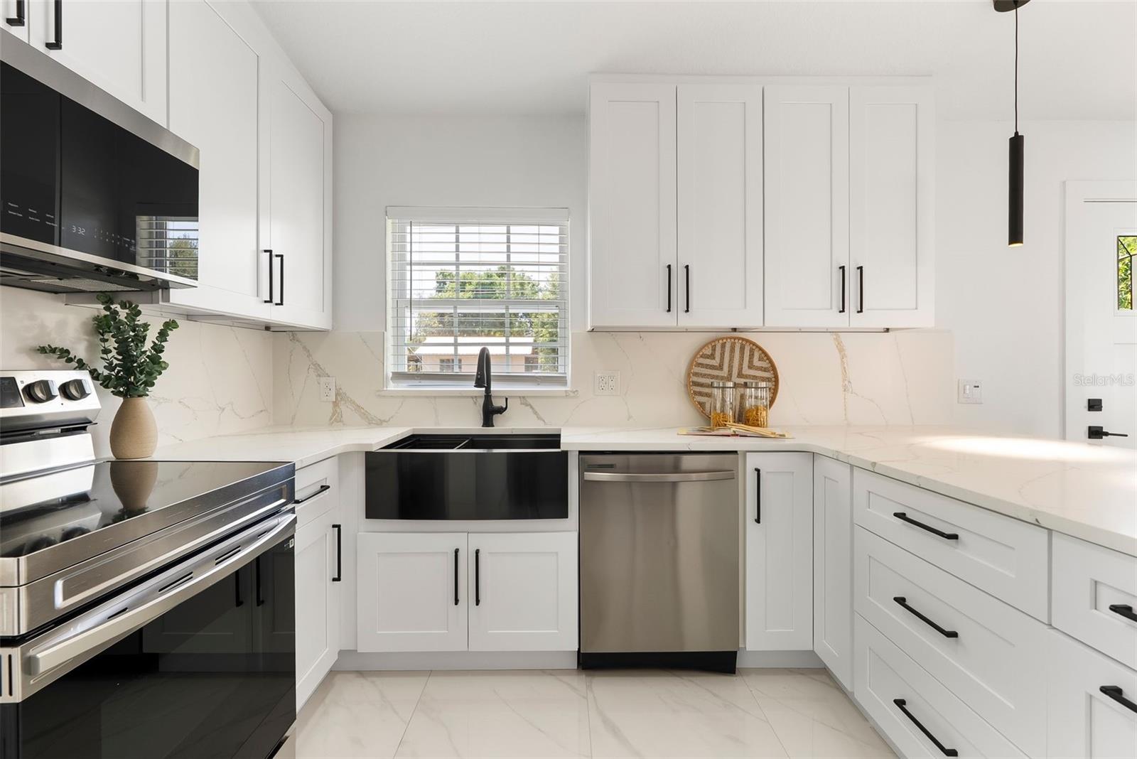 Image 2 of 25 For 5255 Seminole Avenue