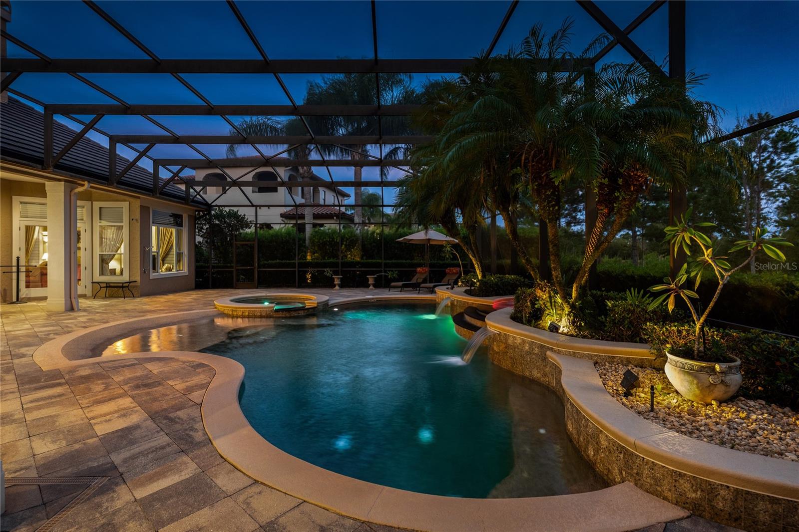 Image 34 of 51 For 2016 Castelli Boulevard