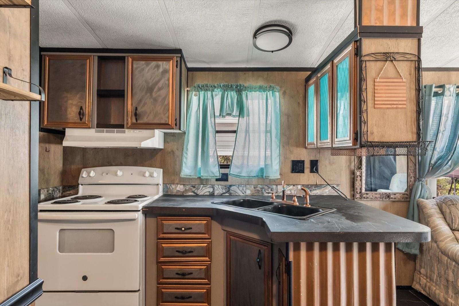 Image 7 of 19 For 9000 Us Highway 192  11