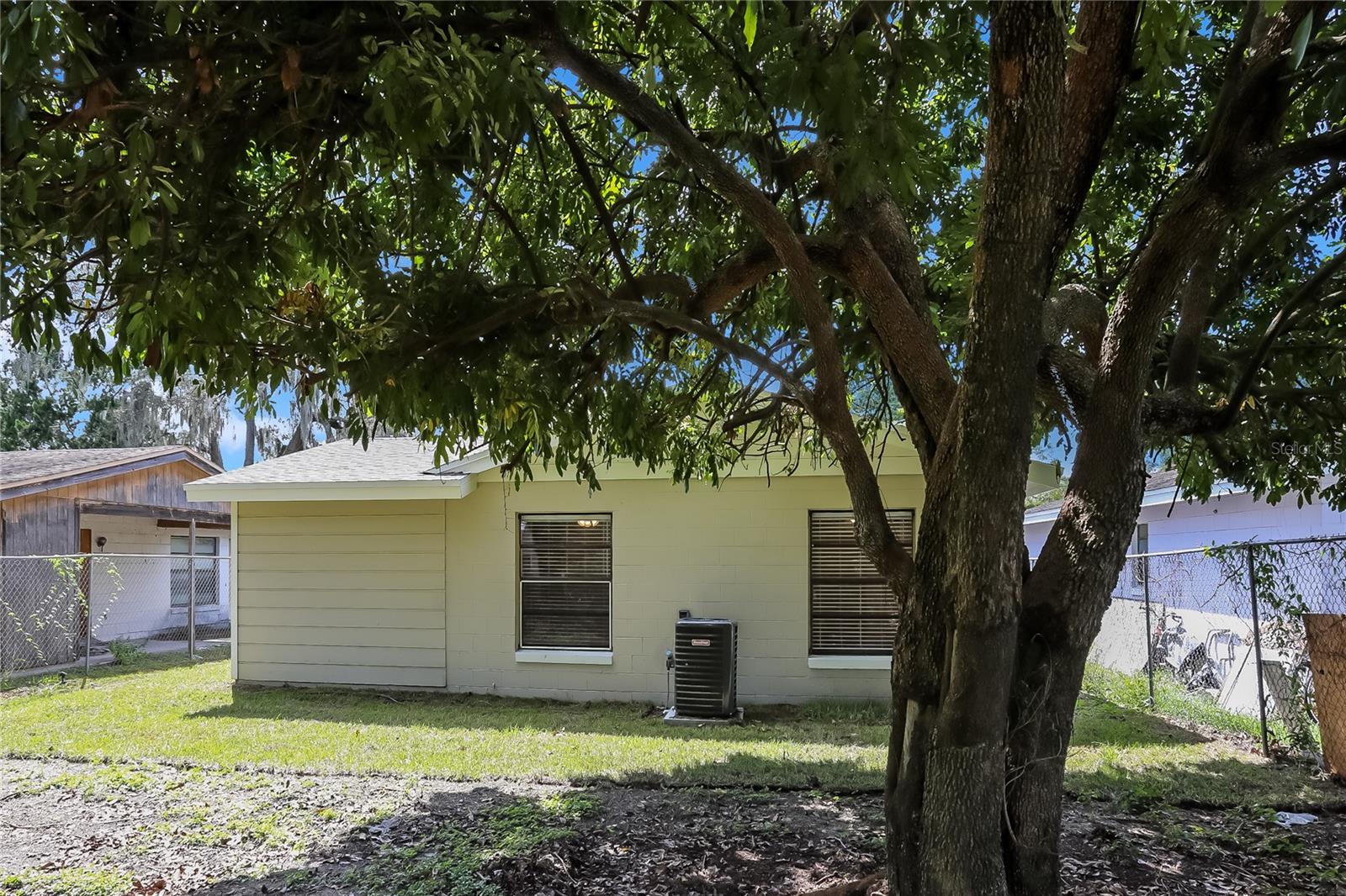 Image 15 of 16 For 5819 Amelia Street