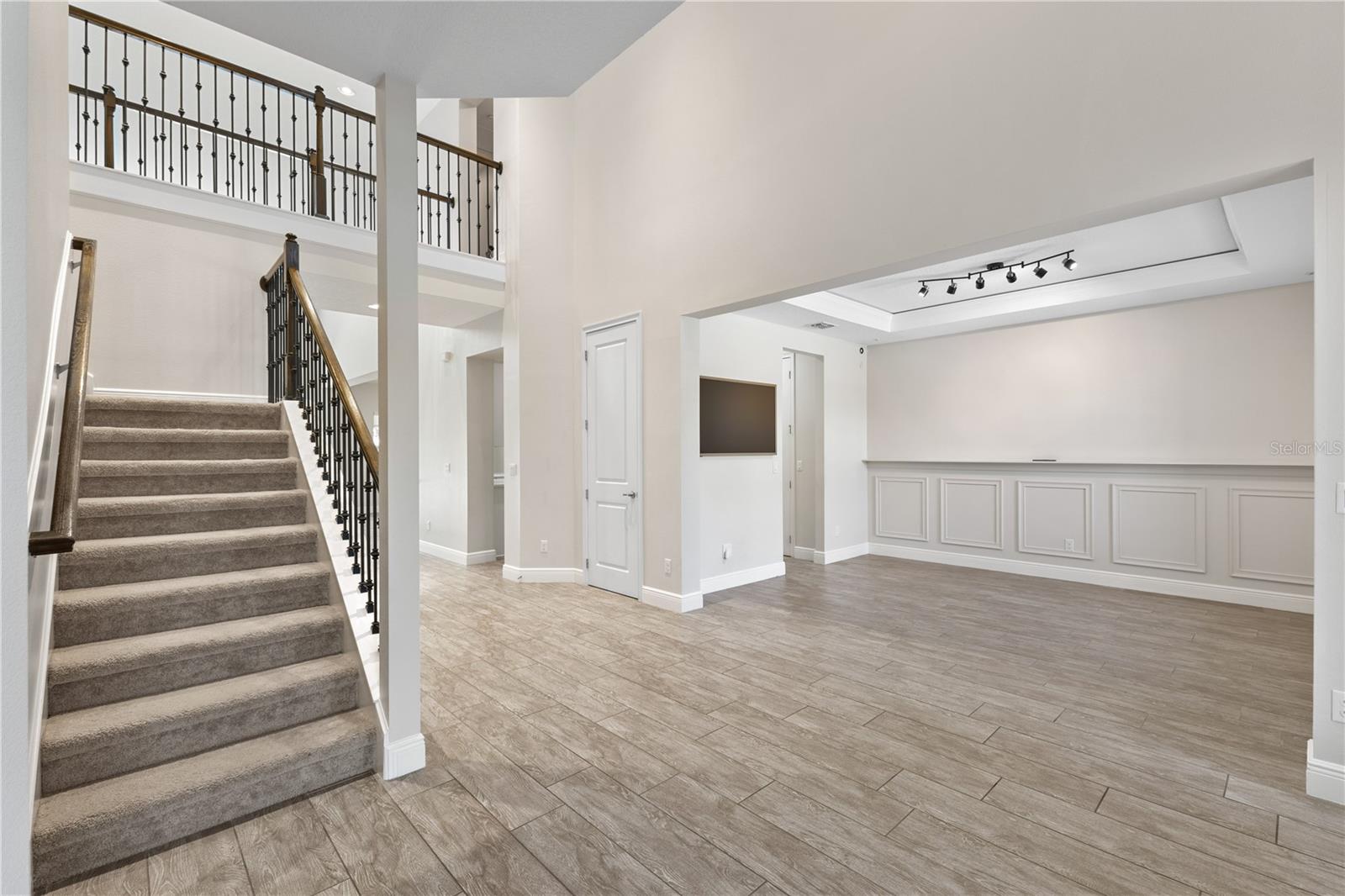 Image 38 of 82 For 14966 Etowah St Street