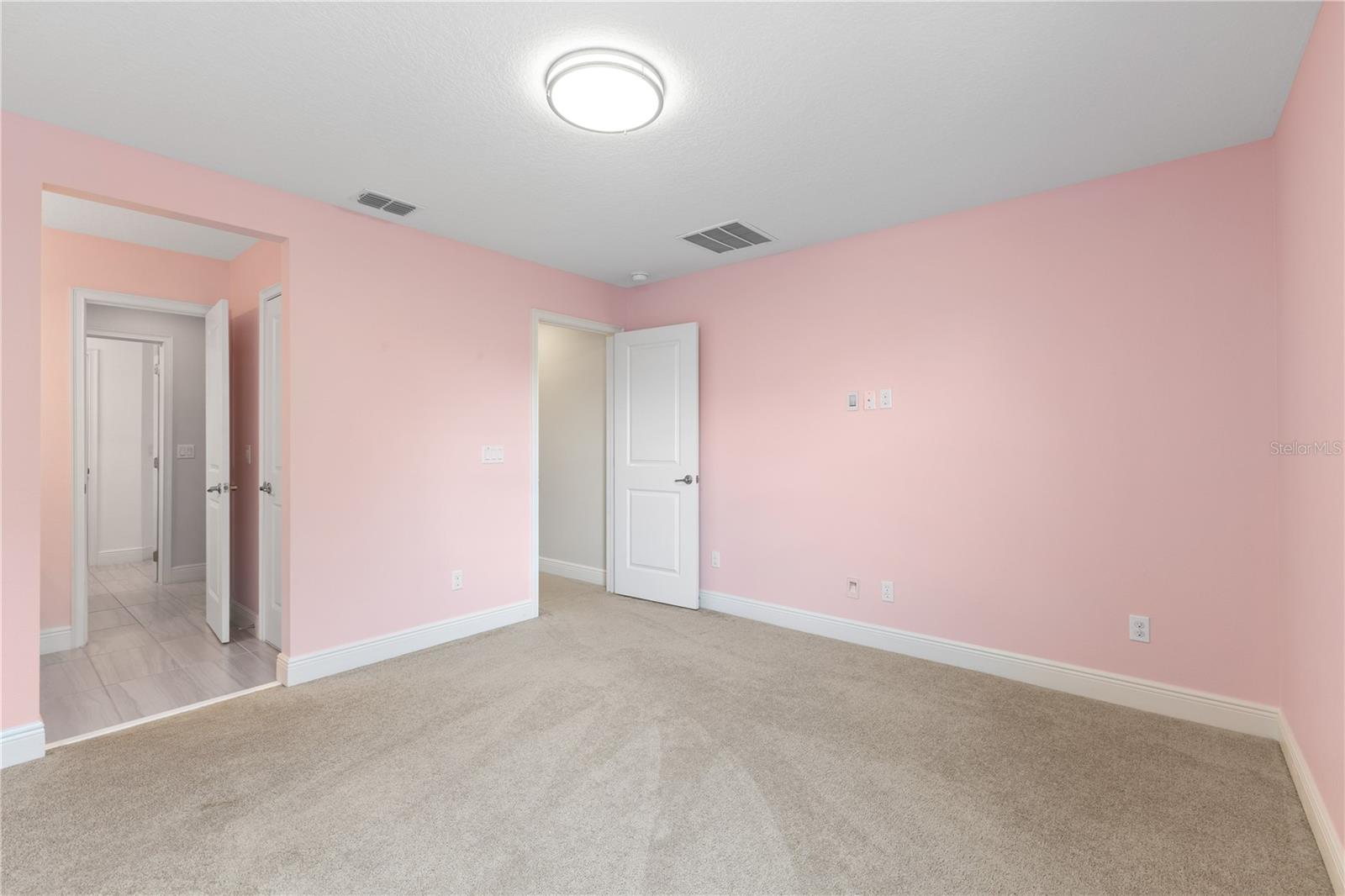 Image 63 of 82 For 14966 Etowah St Street