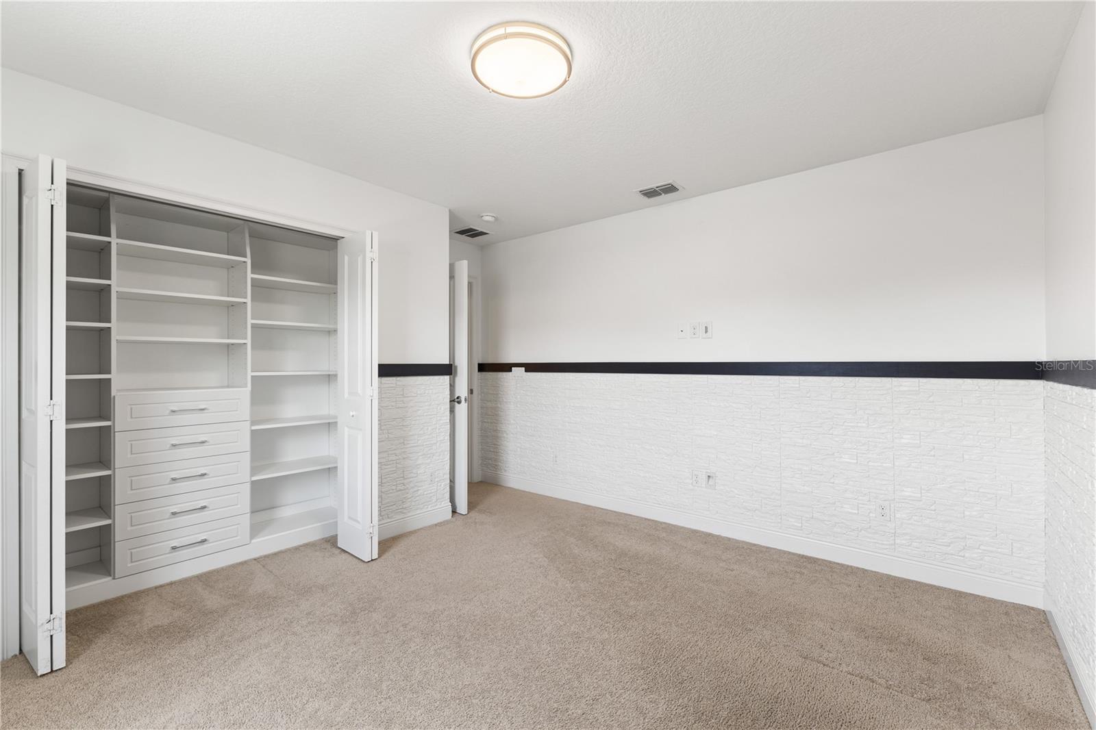 Image 70 of 82 For 14966 Etowah St Street