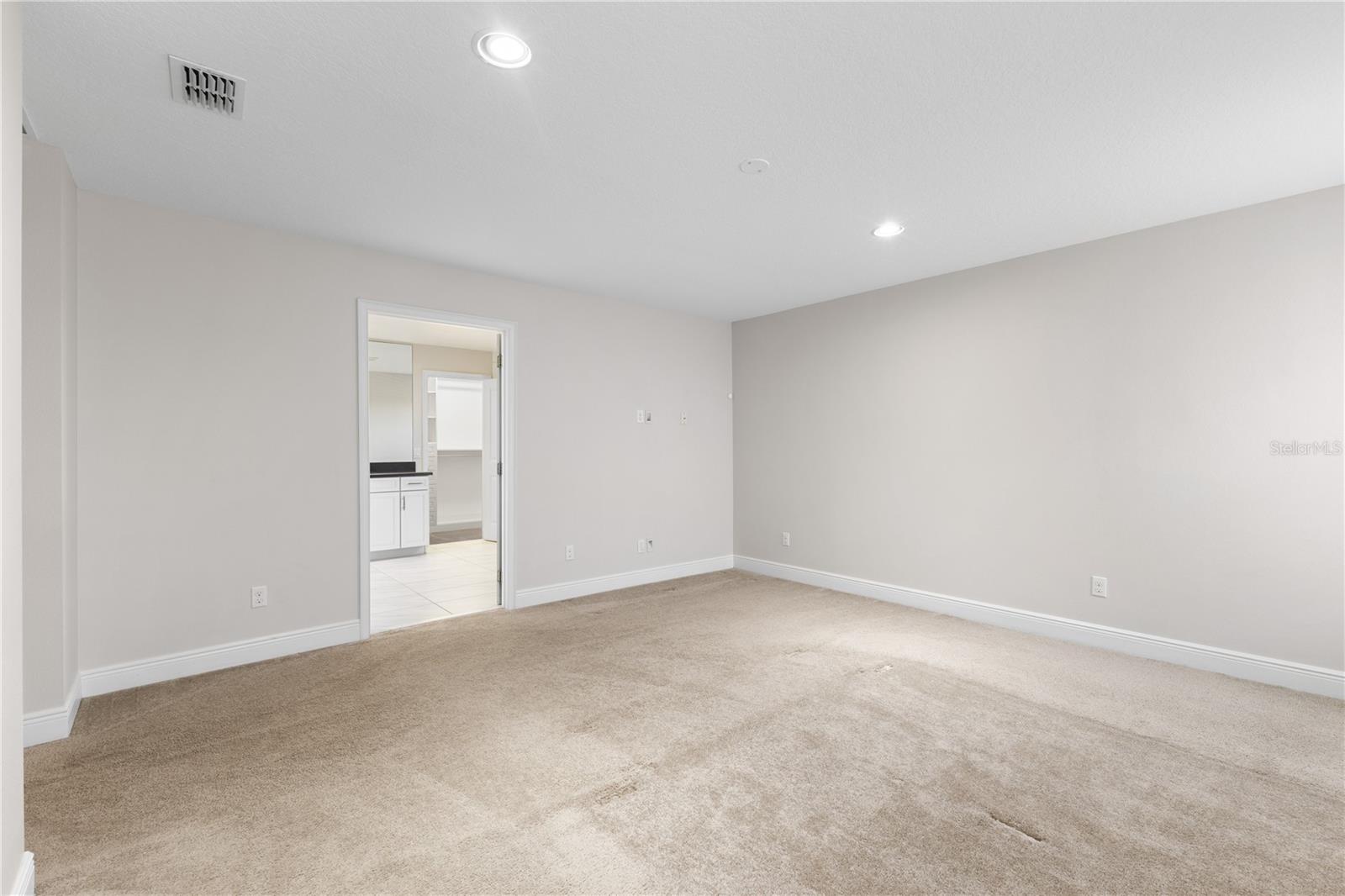 Image 76 of 82 For 14966 Etowah St Street