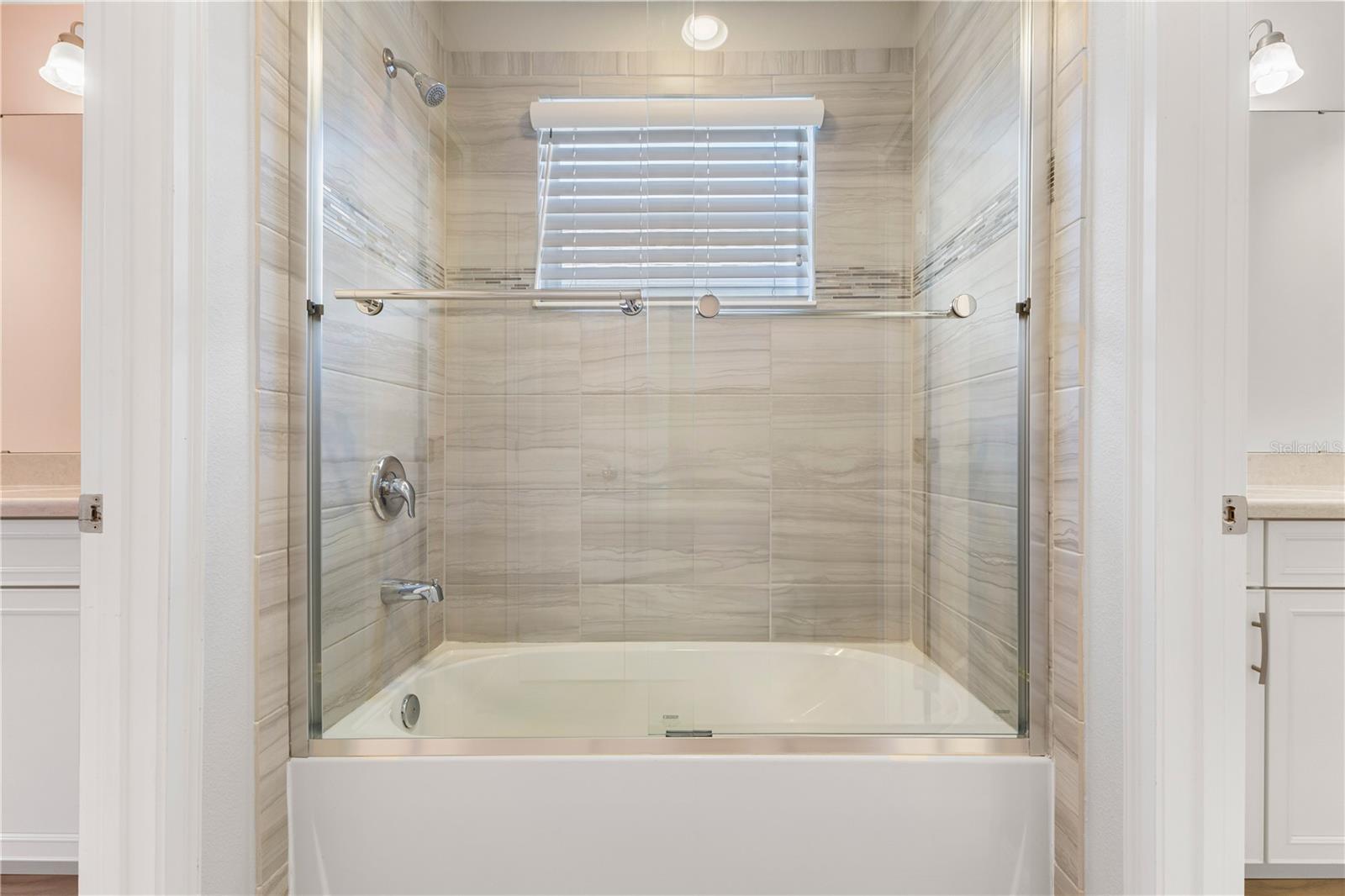 Image 77 of 82 For 14966 Etowah St Street