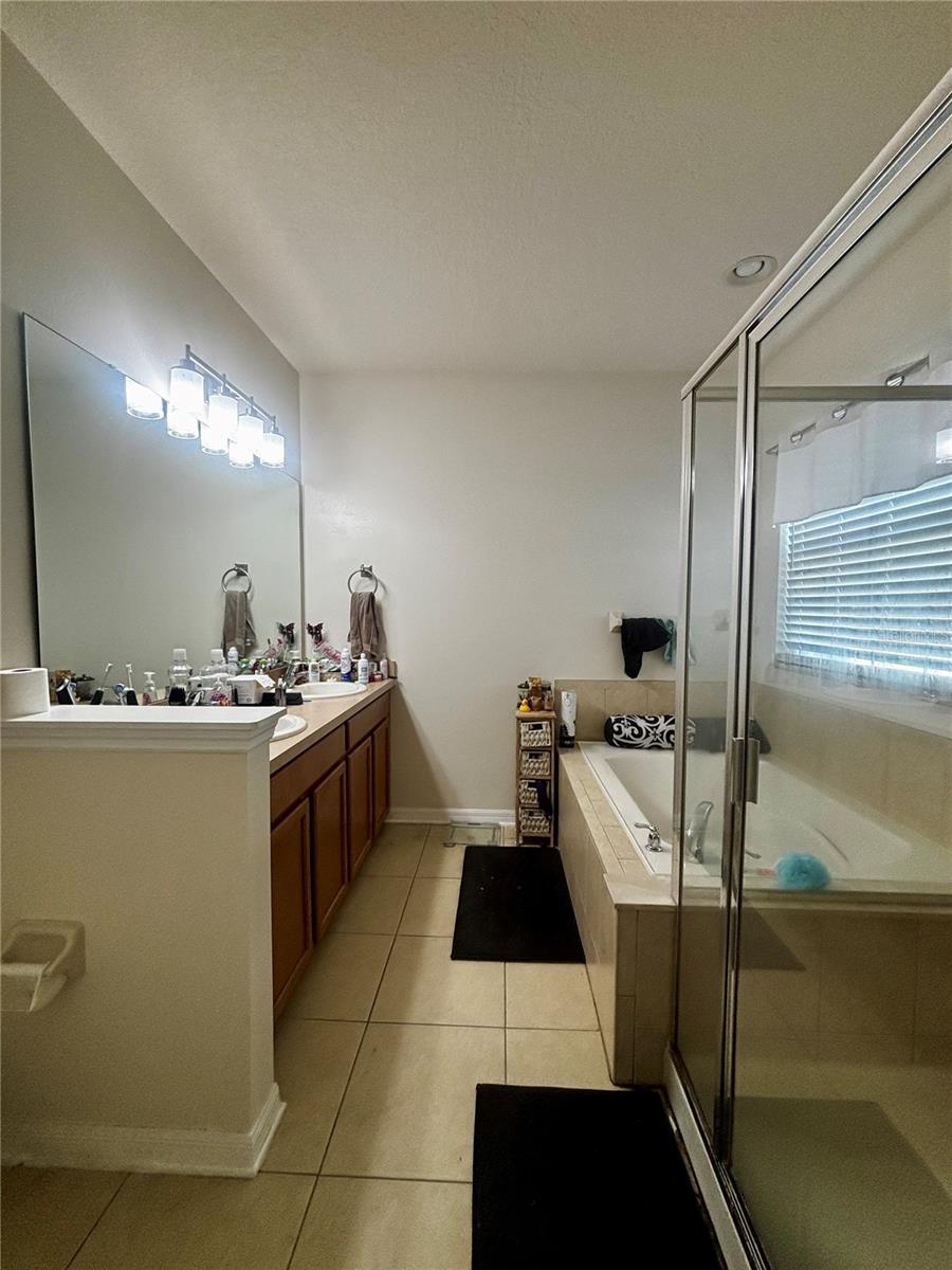 Image 3 of 6 For 9333 Shepton Street