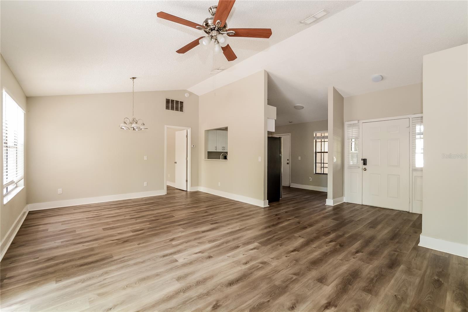 Image 3 of 16 For 5106 Clarion Hammock Drive