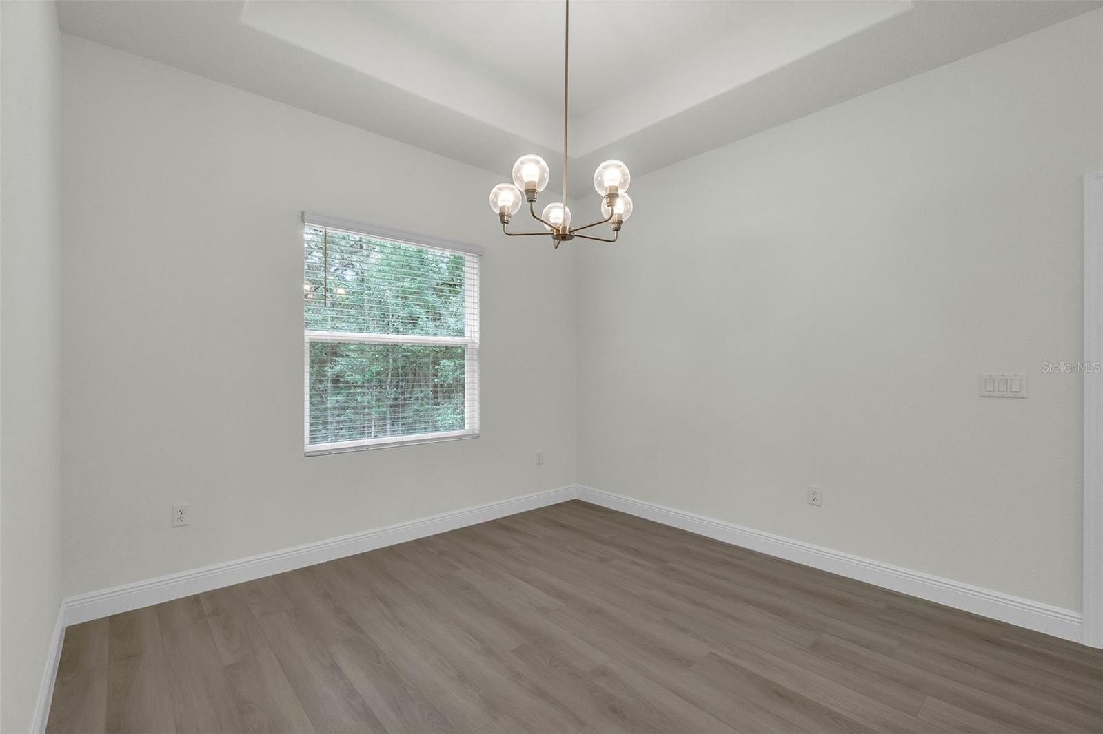 Image 16 of 47 For 1608 Hickory Ridge Drive