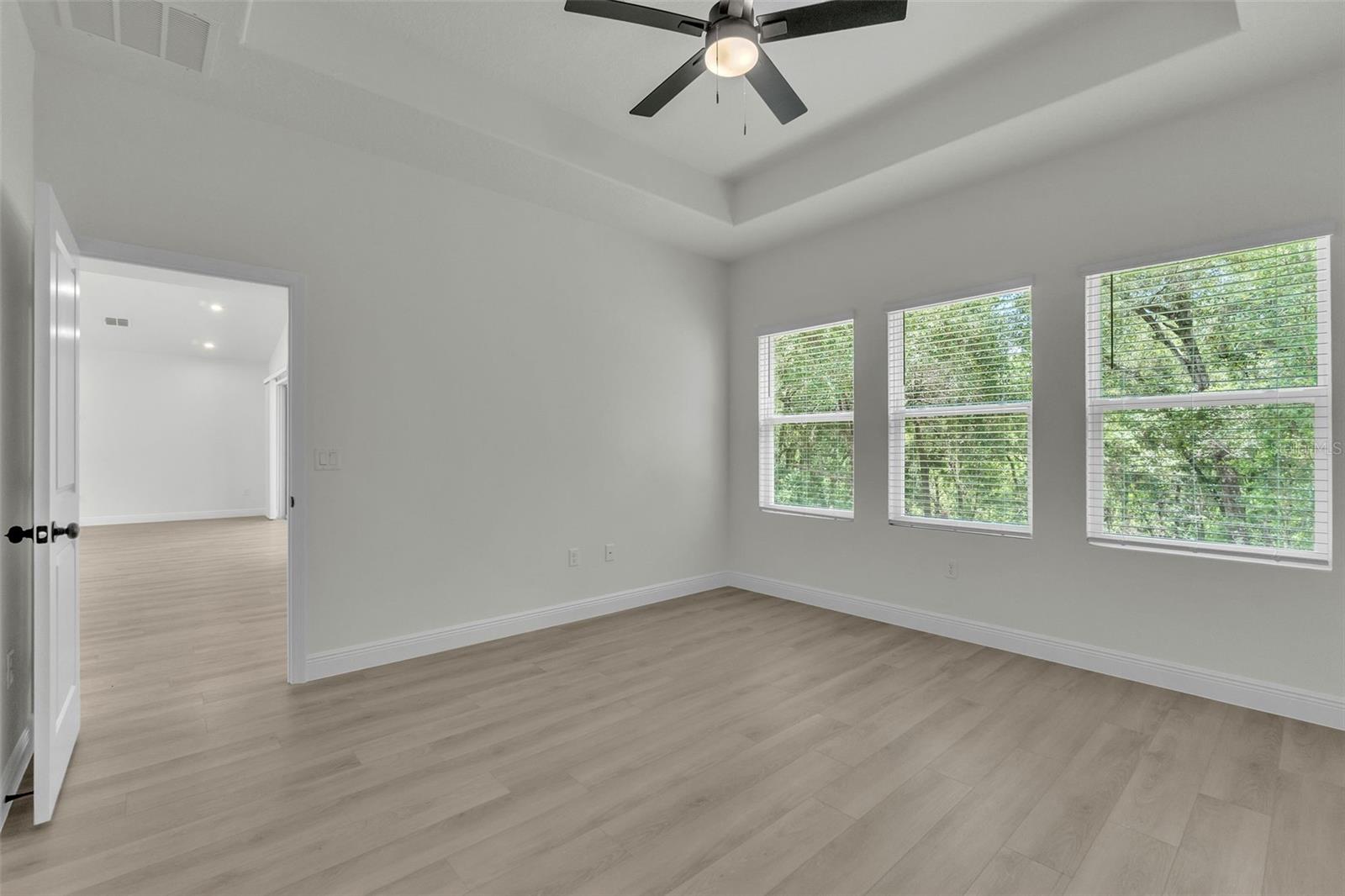 Image 19 of 47 For 1608 Hickory Ridge Drive