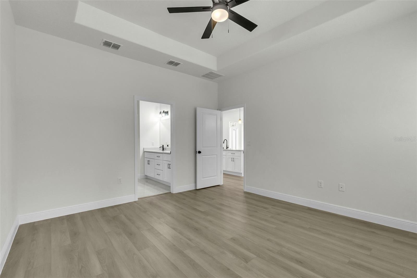 Image 20 of 47 For 1608 Hickory Ridge Drive