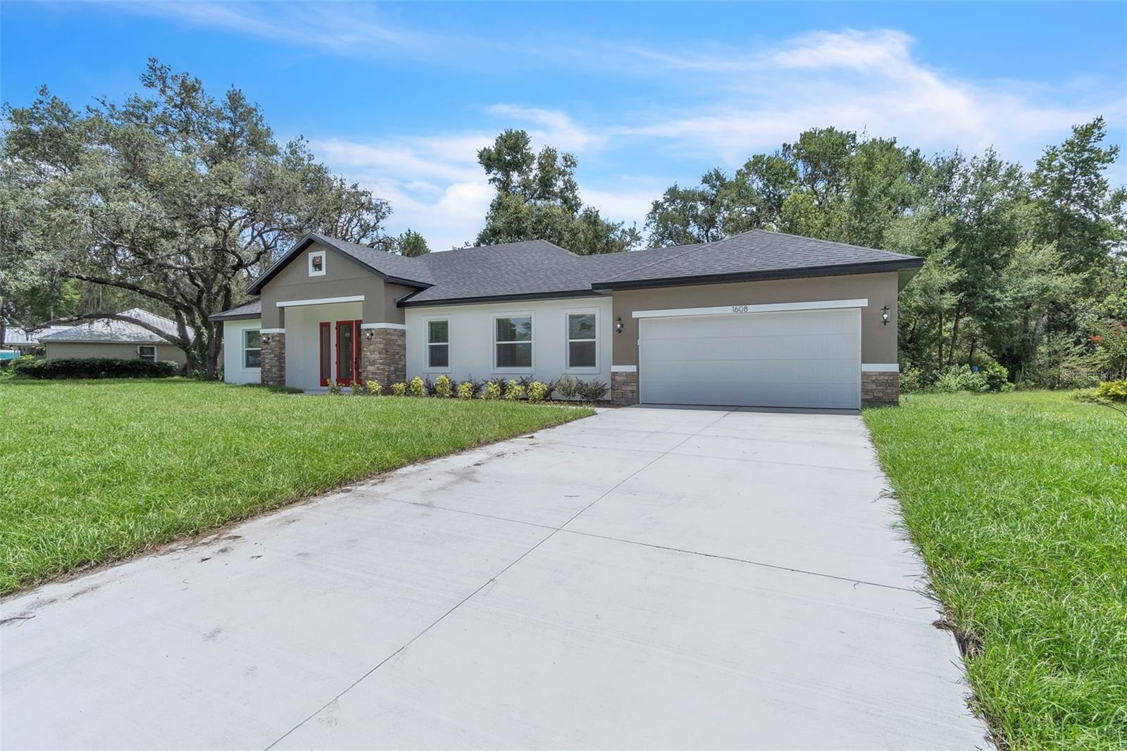 Image 3 of 47 For 1608 Hickory Ridge Drive