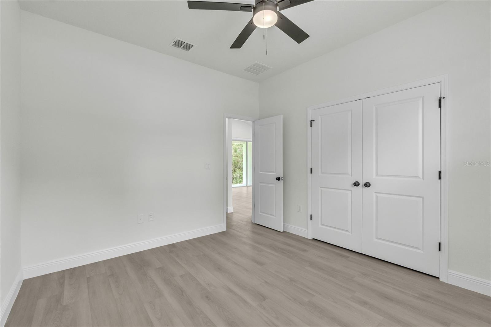 Image 32 of 47 For 1608 Hickory Ridge Drive