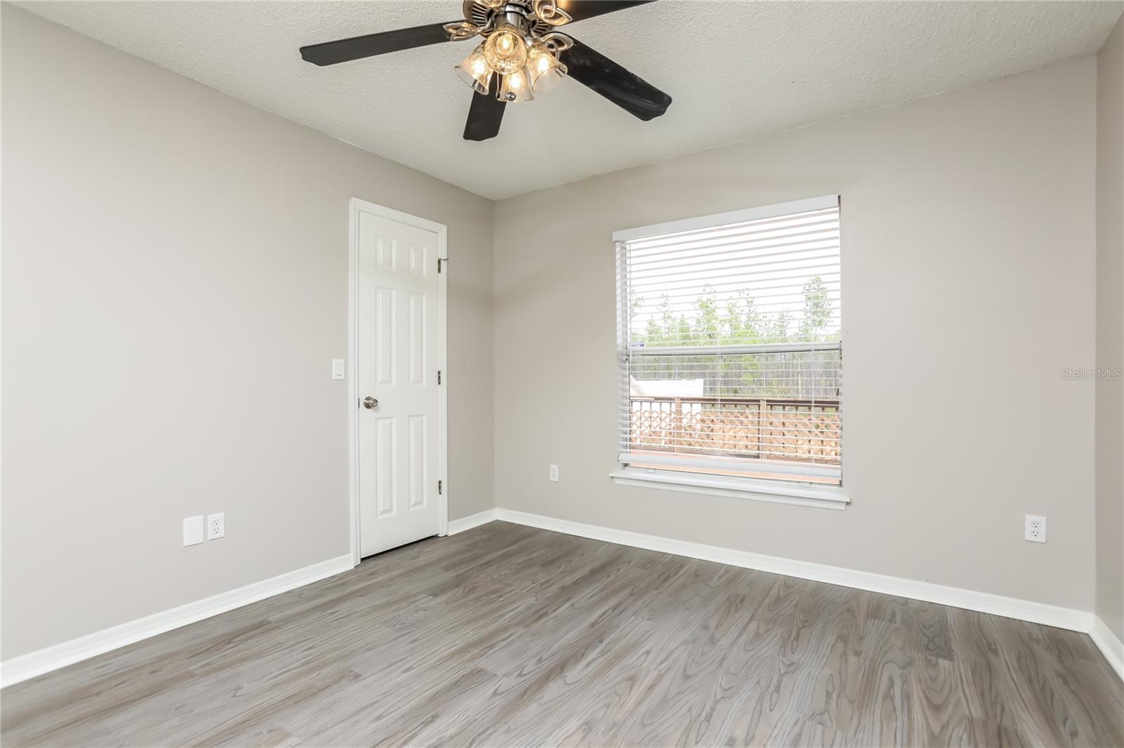 Image 6 of 16 For 1197 Monteagle Circle