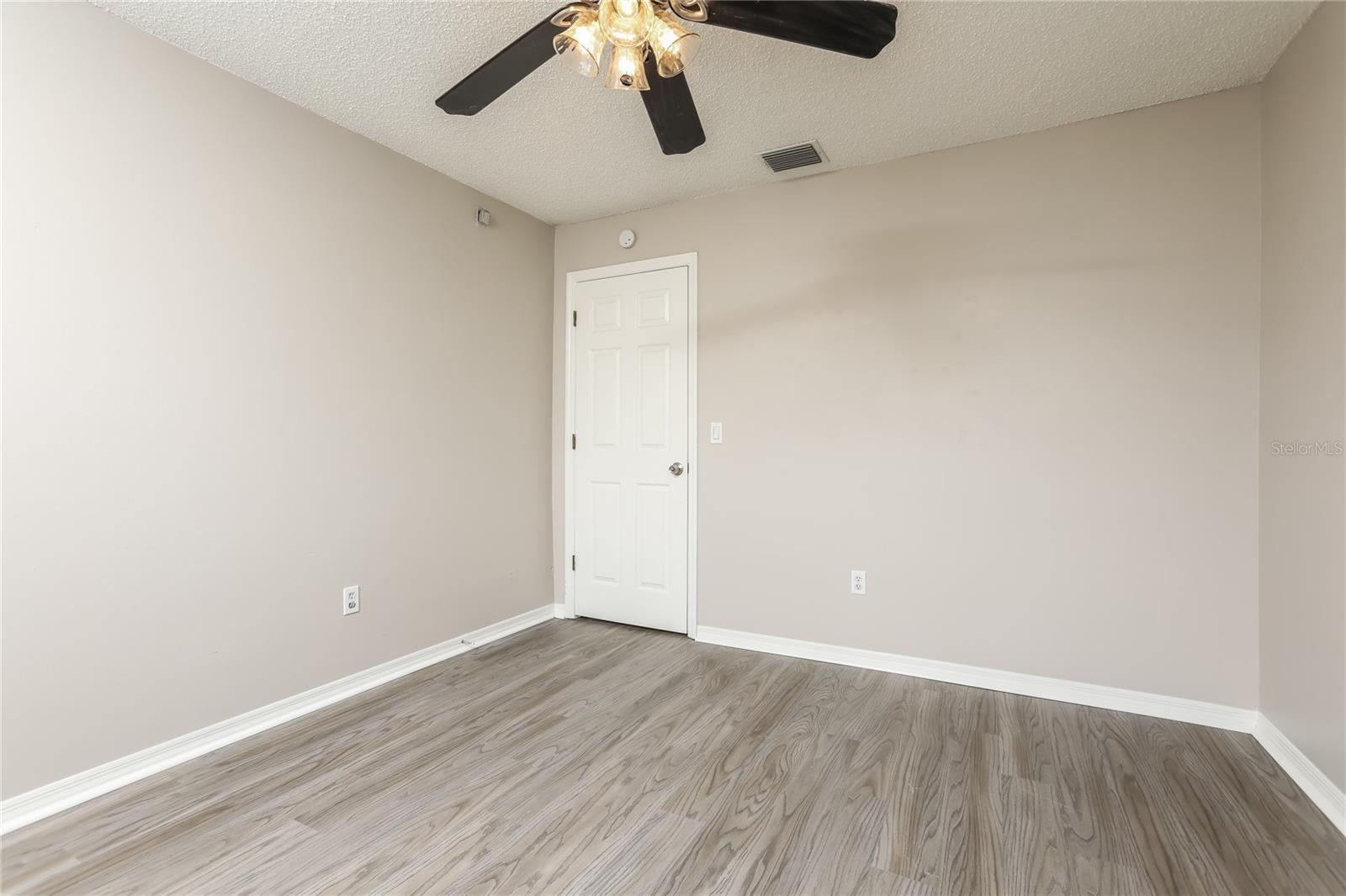 Image 7 of 16 For 1197 Monteagle Circle