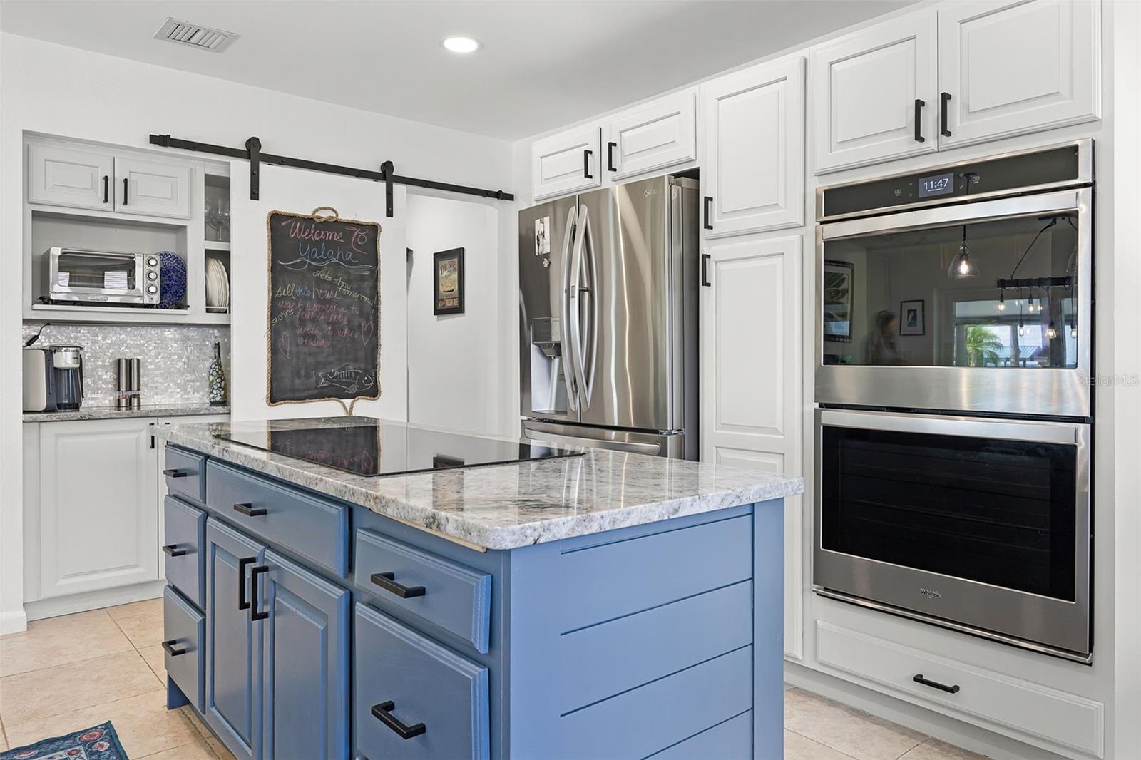 Image 18 of 40 For 8035 Lakeside Drive
