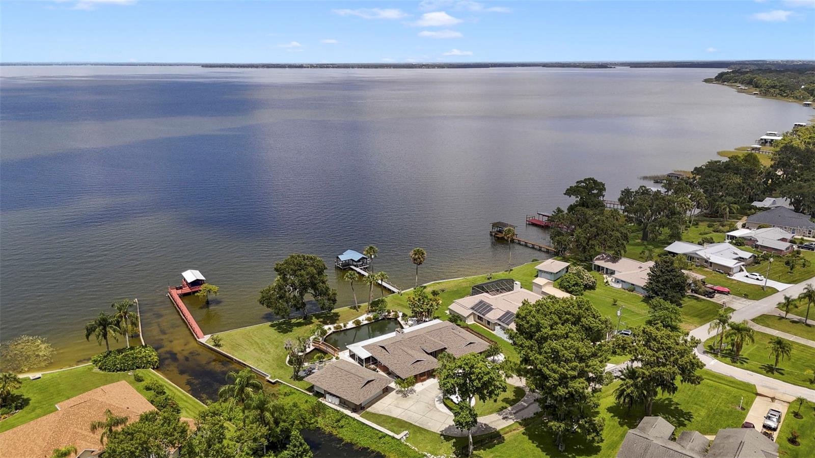 Image 8 of 40 For 8035 Lakeside Drive
