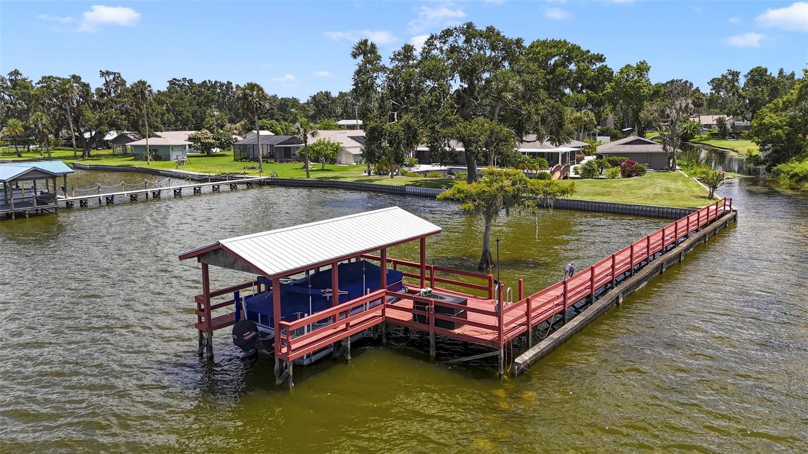Image 9 of 40 For 8035 Lakeside Drive