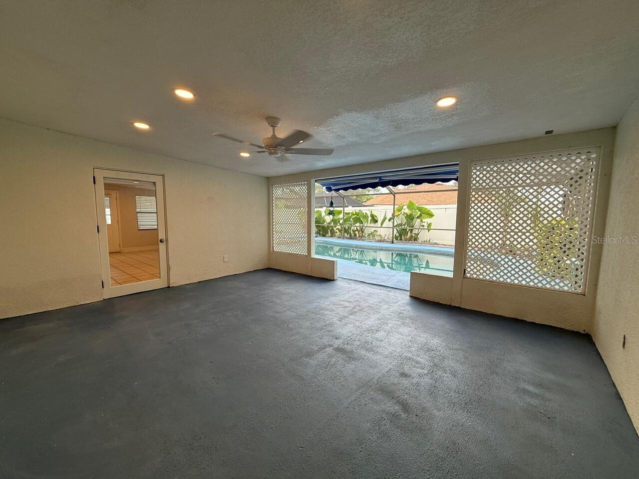 Image 8 of 26 For 15909 Crying Wind Drive