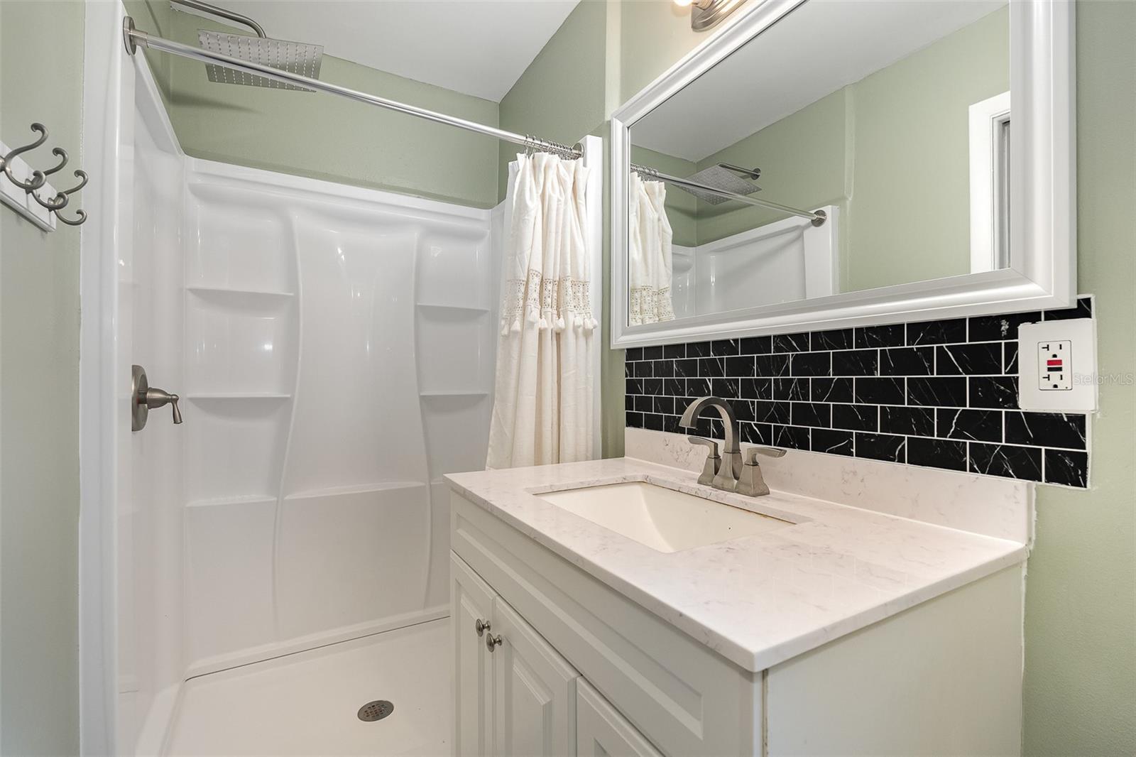 Image 18 of 26 For 470 Sabal Avenue
