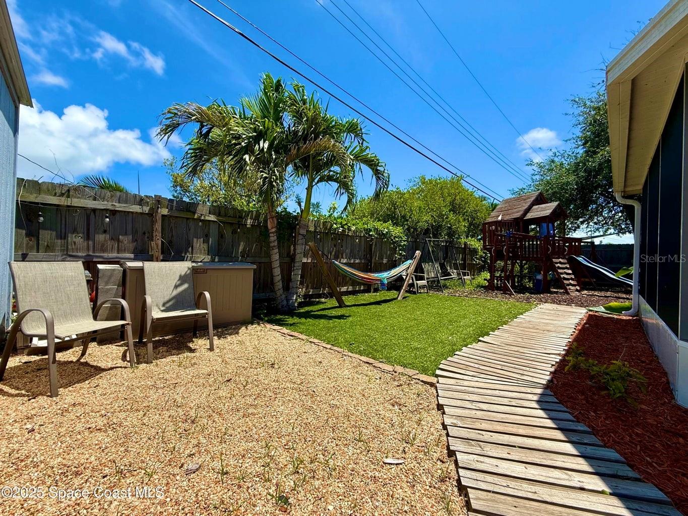 Image 23 of 26 For 470 Sabal Avenue