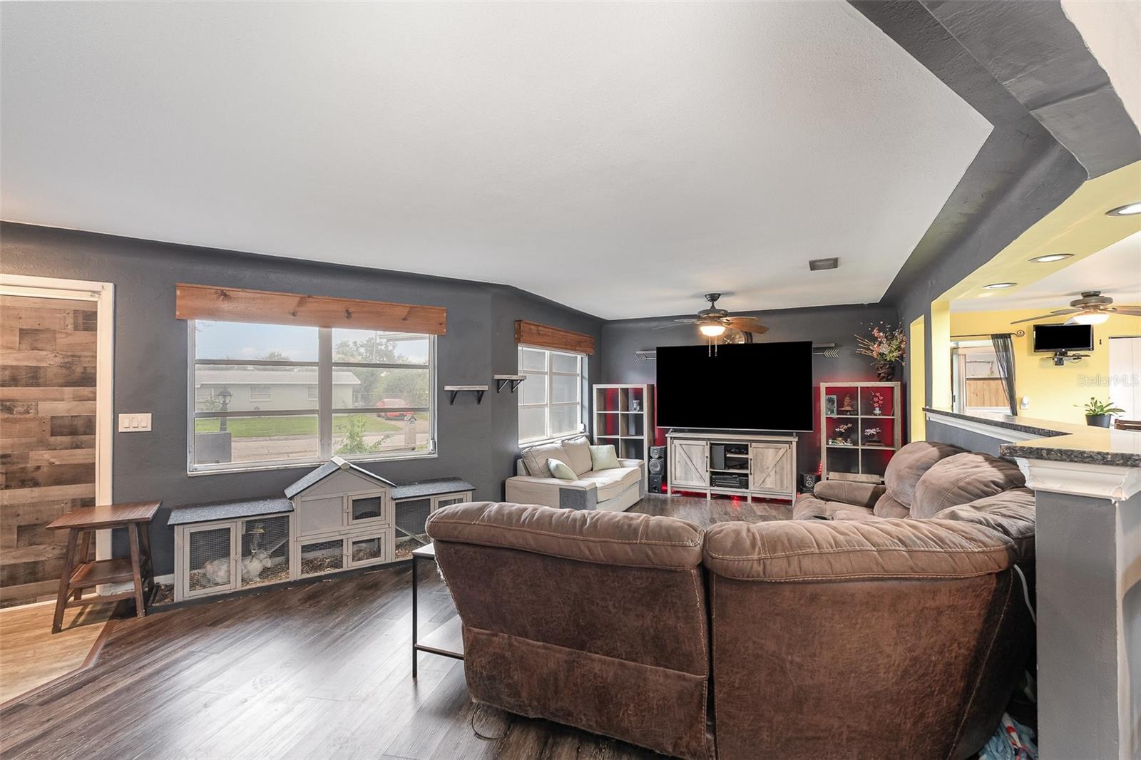 Image 6 of 26 For 470 Sabal Avenue