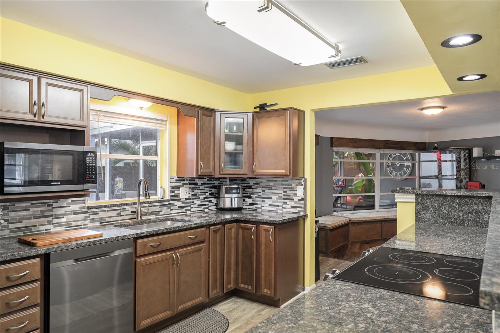 Image 9 of 26 For 470 Sabal Avenue