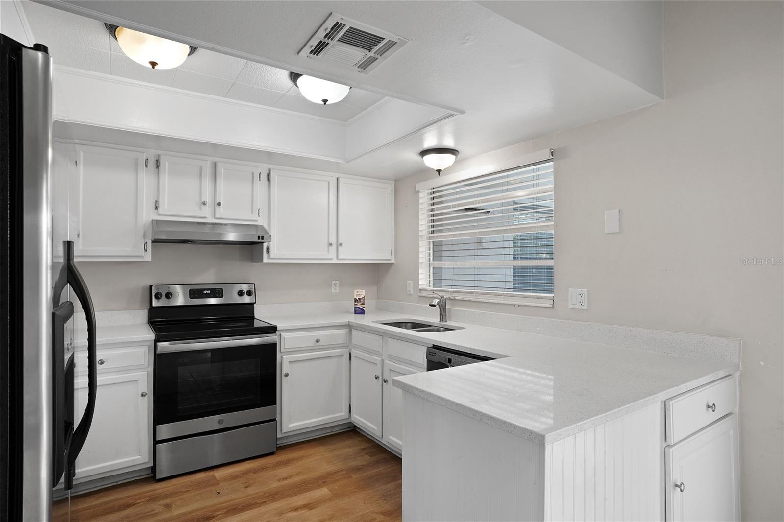Image 10 of 35 For 891 Jerico Drive