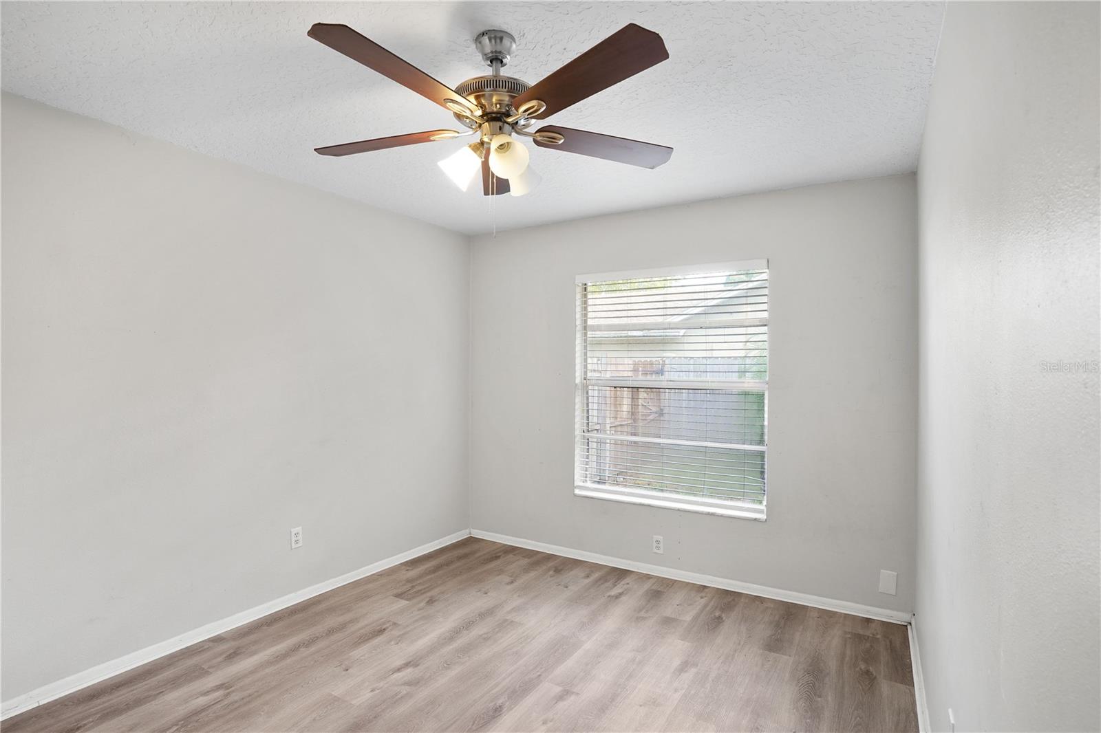 Image 20 of 35 For 891 Jerico Drive