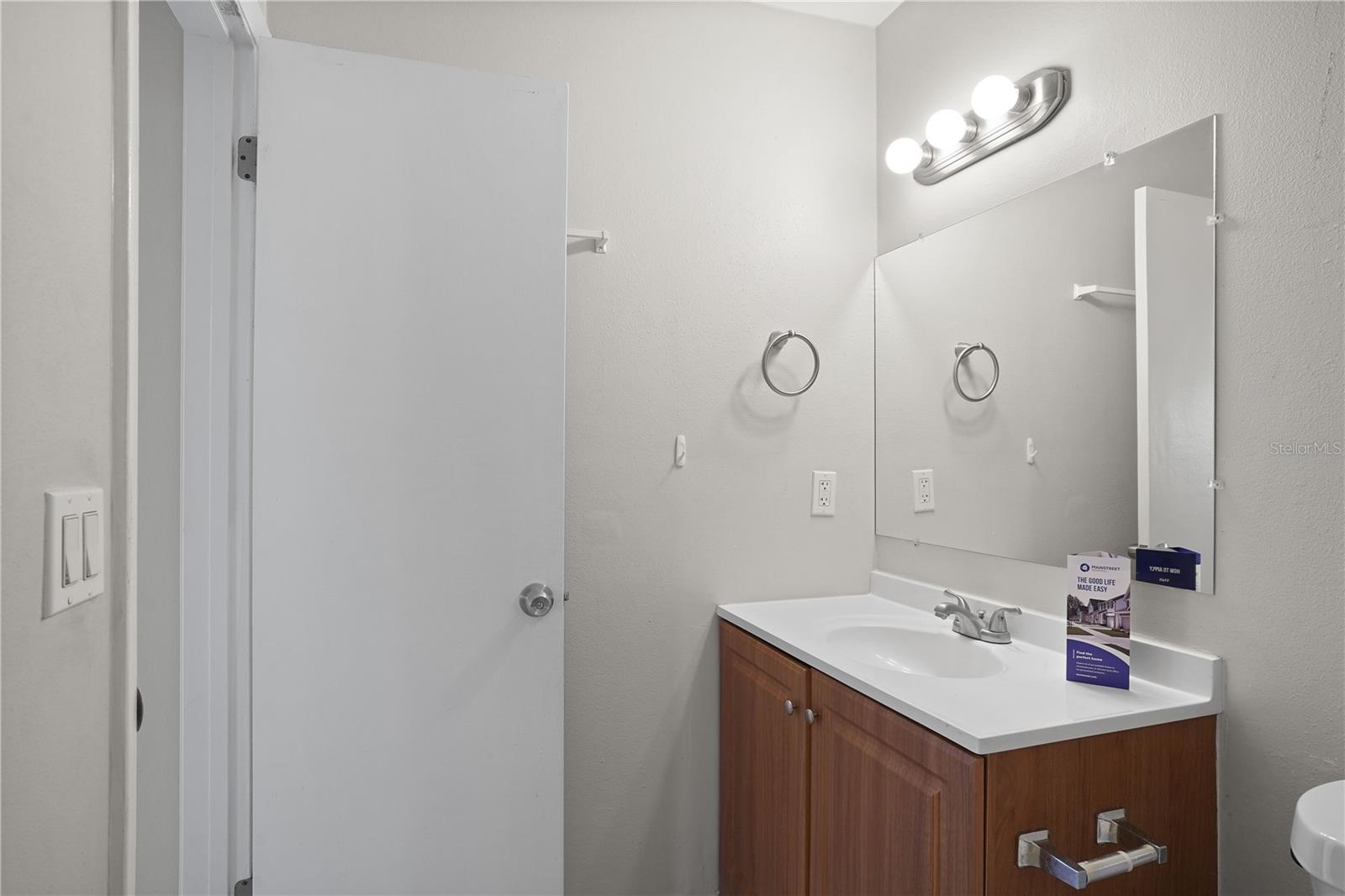 Image 22 of 35 For 891 Jerico Drive