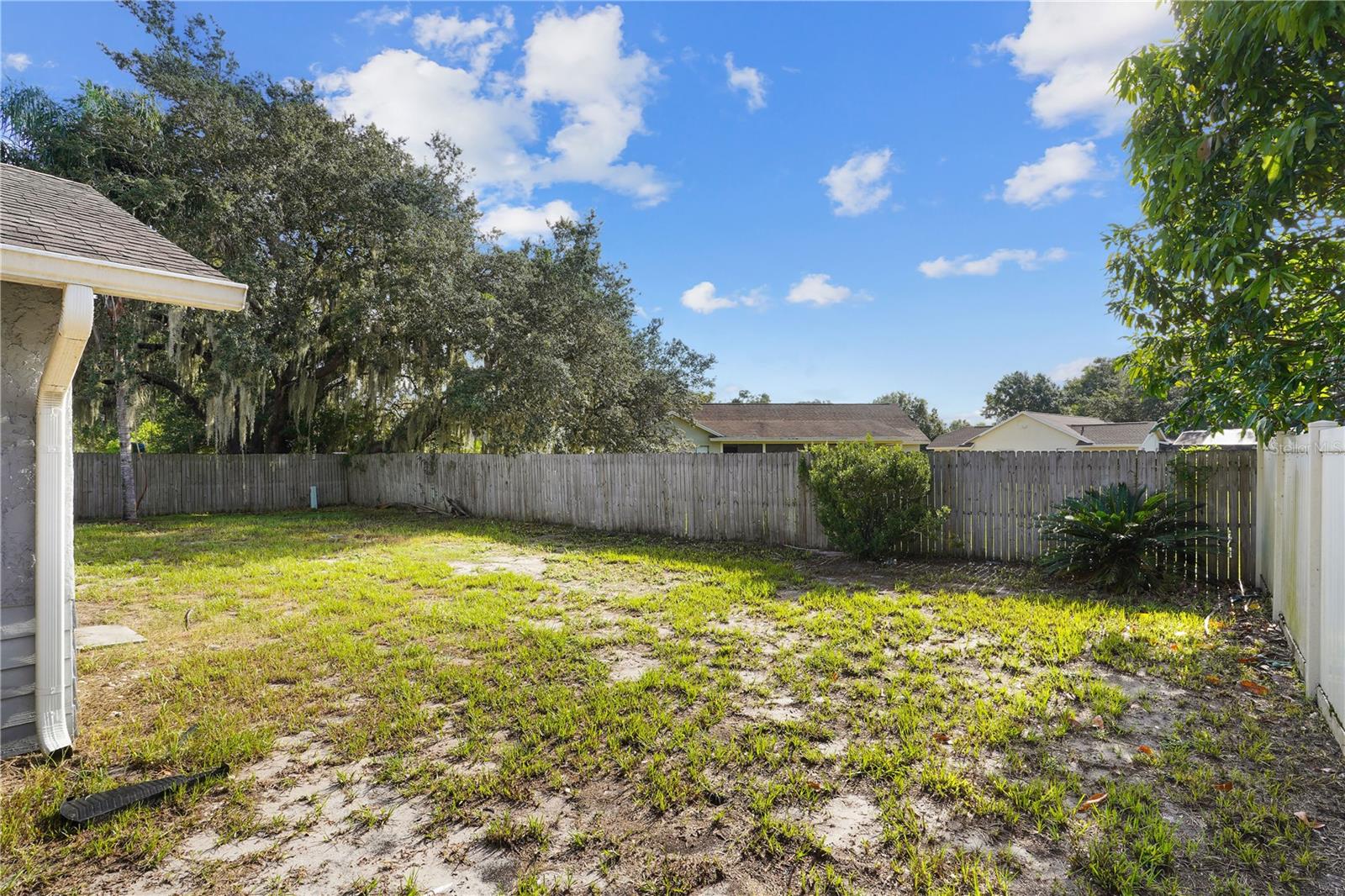 Image 34 of 35 For 891 Jerico Drive