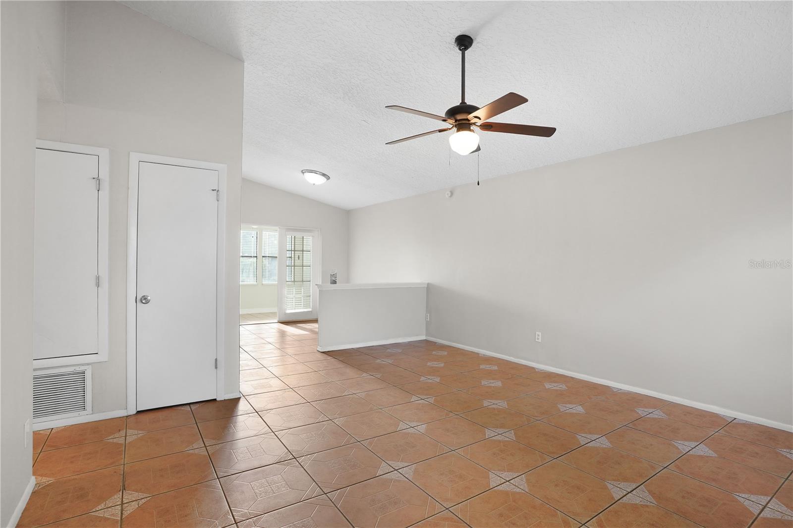 Image 6 of 35 For 891 Jerico Drive